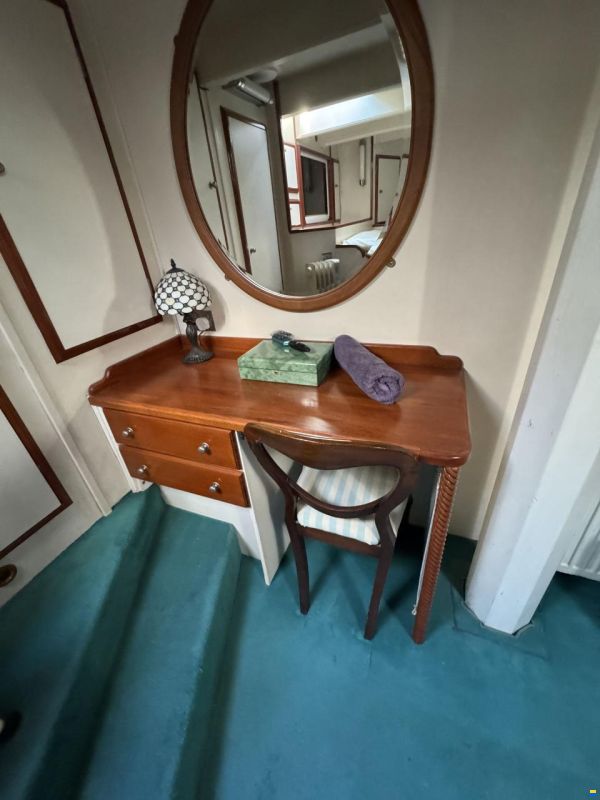 Classic 65ft Ketch Pilot House Classic K