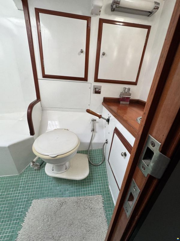Classic 65ft Ketch Pilot House Classic K