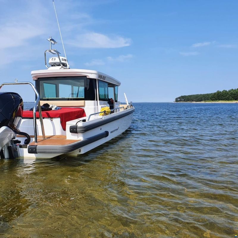 Axopar 28 Cabin AC