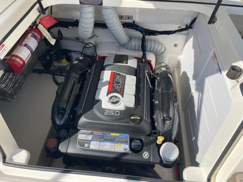 Bayliner VR6 Bowrider