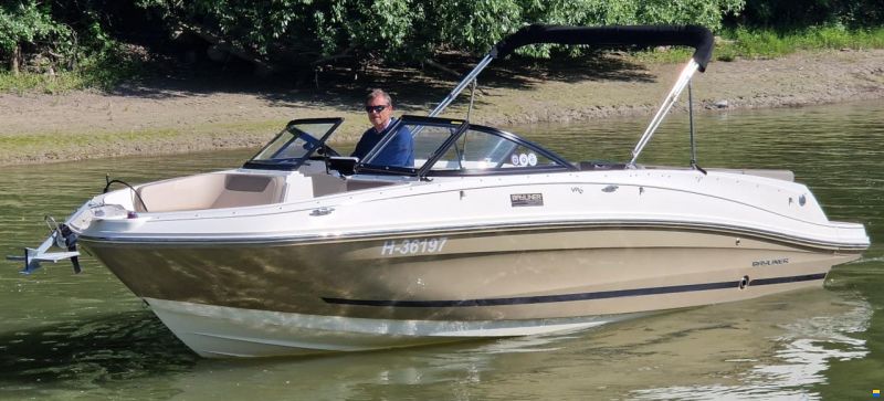 Bayliner VR6 Bowrider