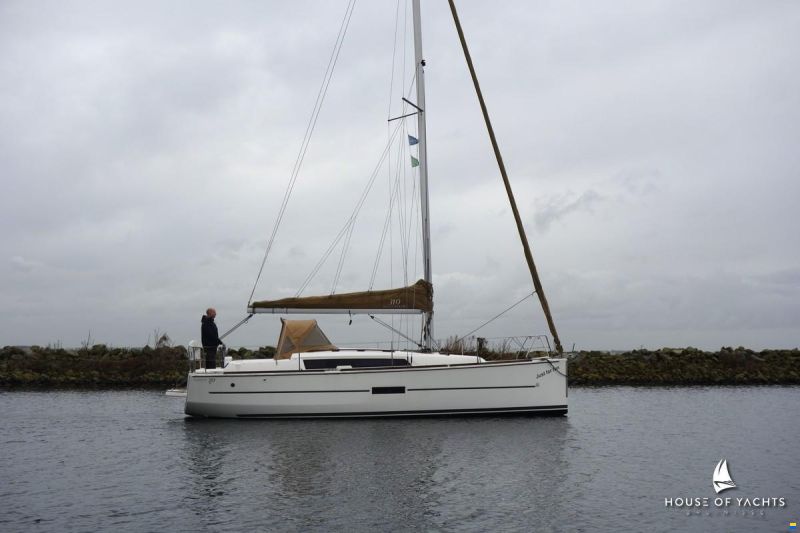 Dufour 310 Grand Large