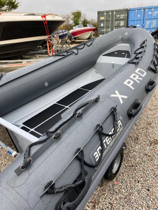 XPRO RIB 390 PVC GRAU