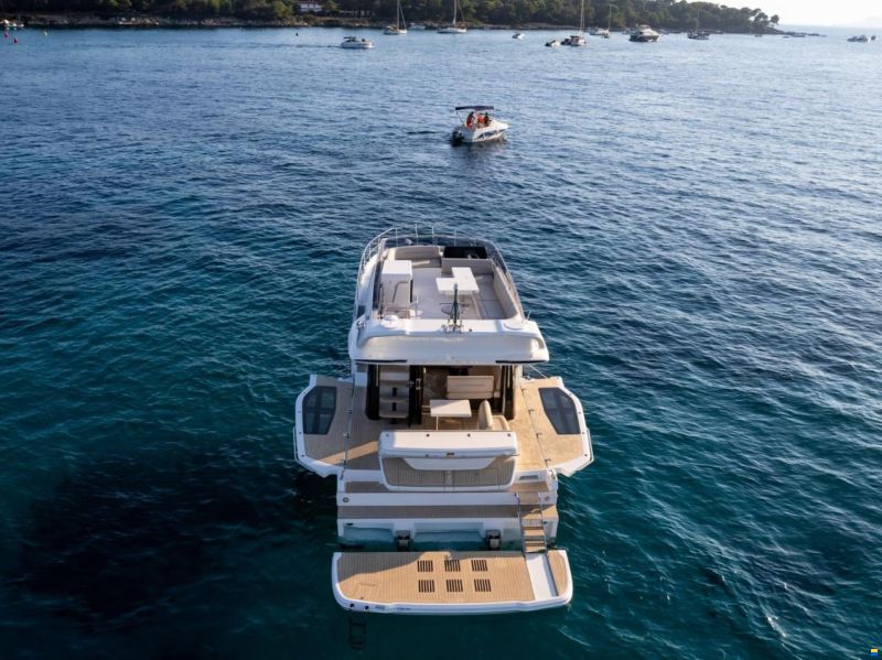 Galeon 440 FLYBRIDGE