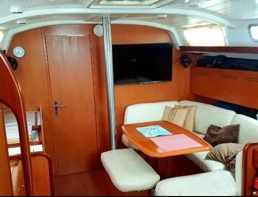 Beneteau 43.3