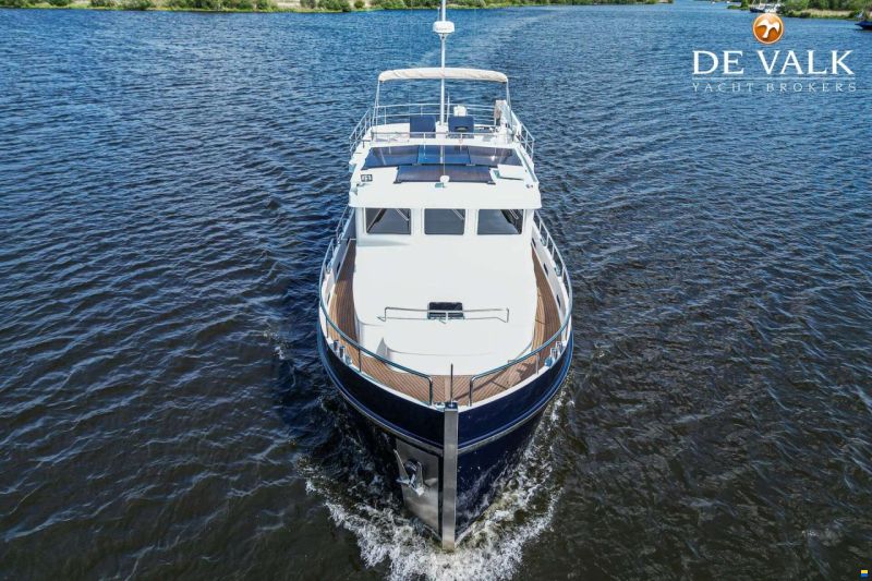 Steeler Yachts Explorer 50 Pilothouse