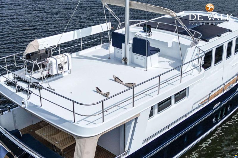 Steeler Yachts Explorer 50 Pilothouse