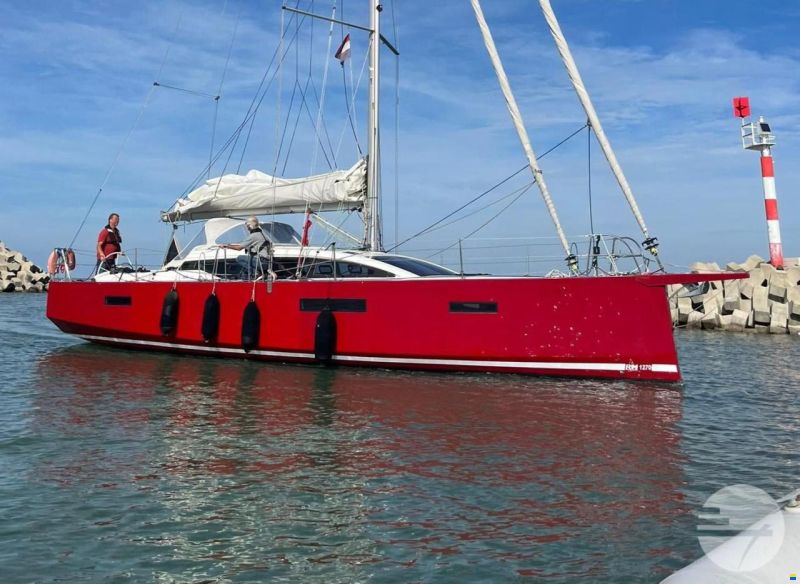 RM Yachts 1270