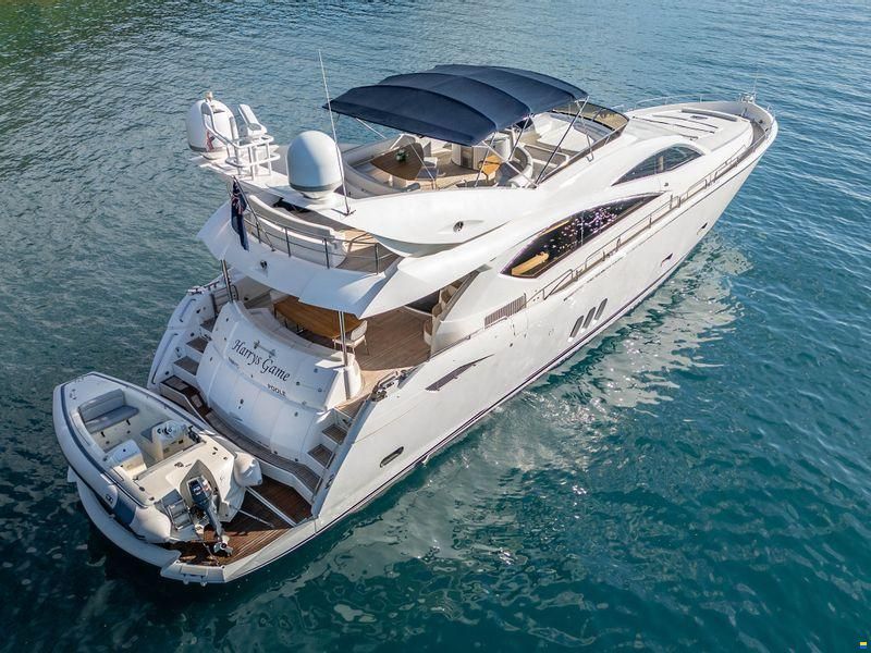 Sunseeker 82 Yacht