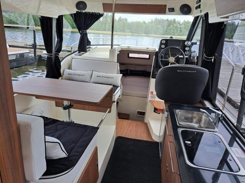 Balt SunCamper 35 Flybridge
