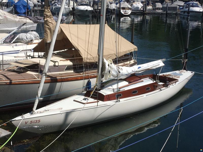 5,5 5.5m IR Yacht mit Kajüte