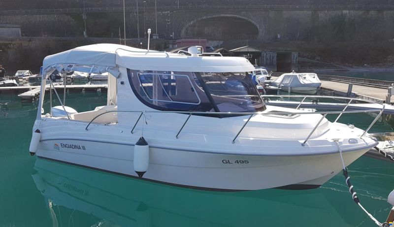 Atlantic Marine Adventura mit Harbeck-Anhänger Eco 2200