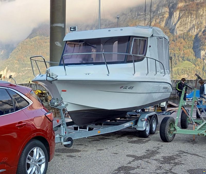 Atlantic Marine Adventura mit Harbeck-Anhänger Eco 2200