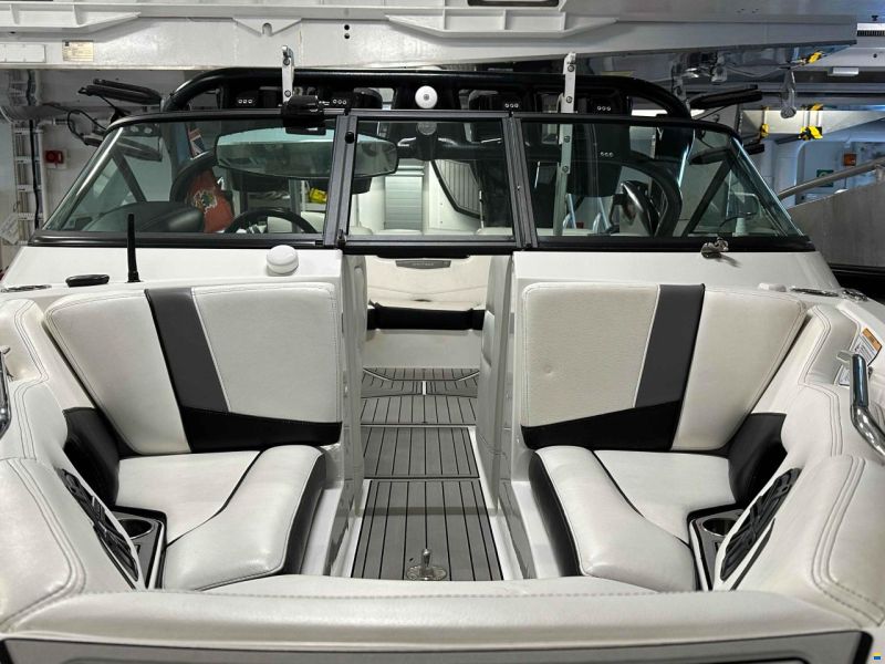 Nautique Super Air 210