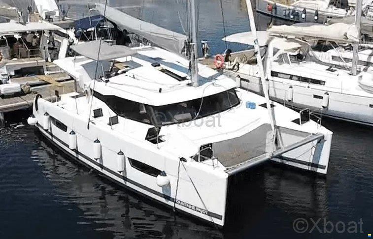 Fountaine Pajot Lucia 40
