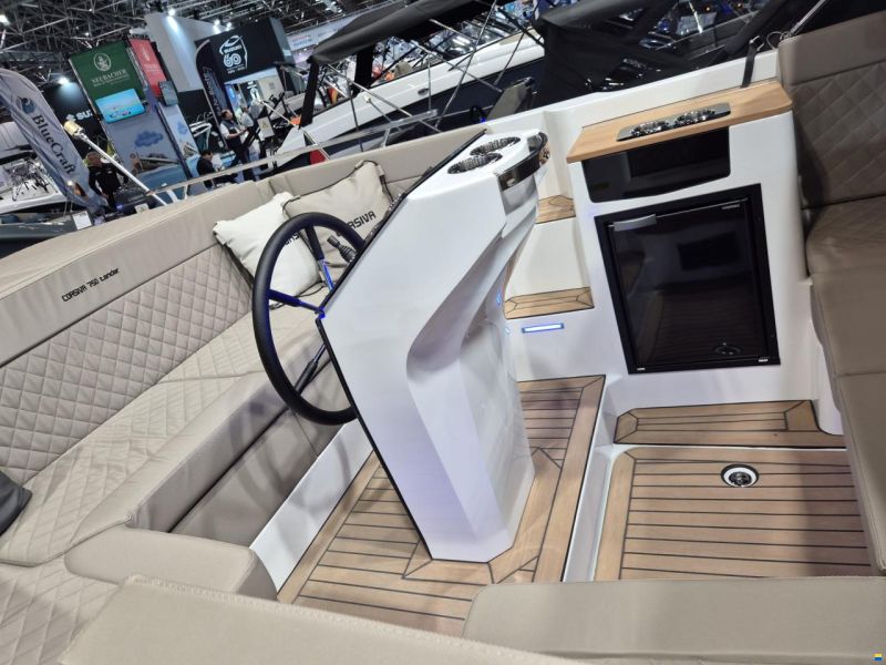 Corsiva 800Tender