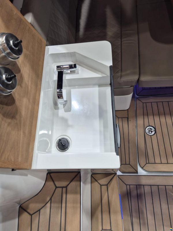 Corsiva 800Tender