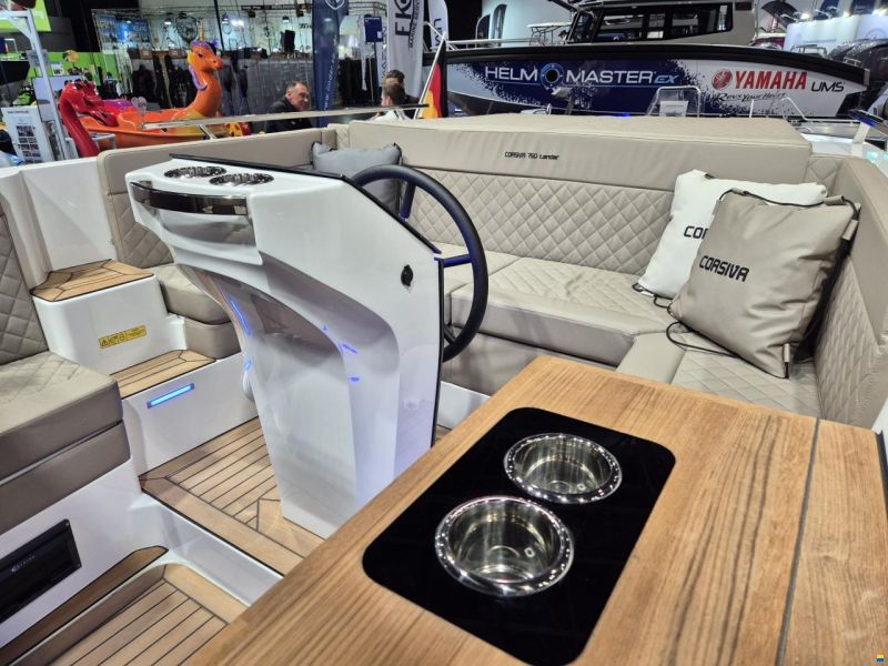Corsiva 800Tender