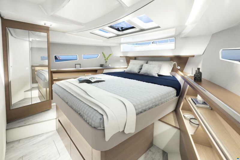 Sealine C335