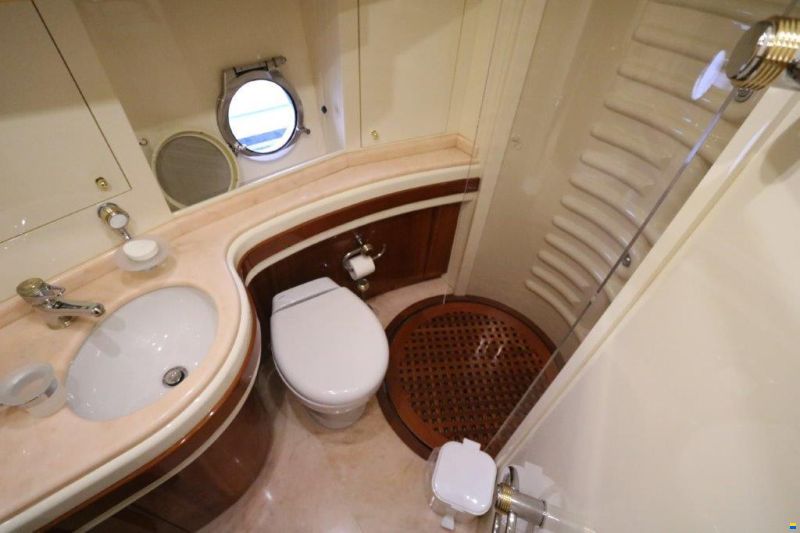 Azimut 80