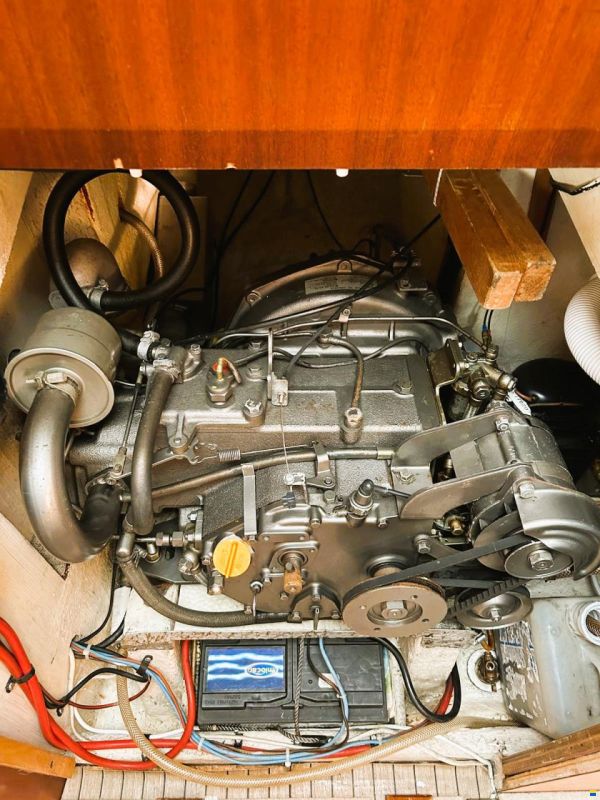 Jeanneau Aquila 28