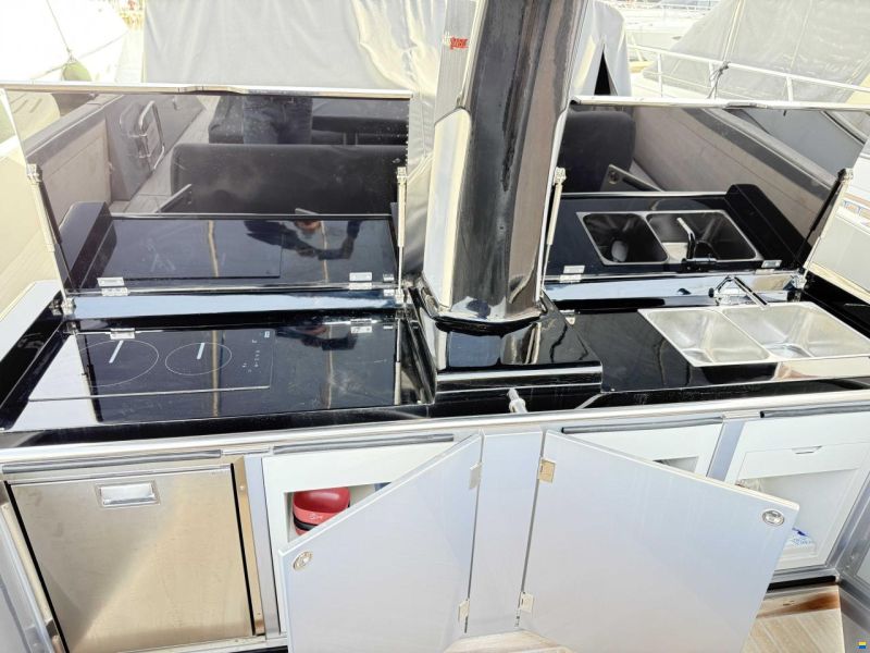 Solaris Yachts 44'