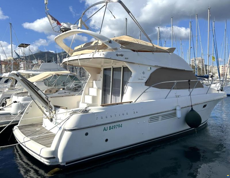 Jeanneau Prestige 36 Fly