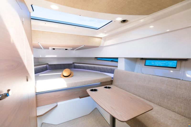 Quarken 35 Grand Tourer