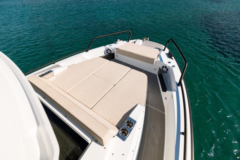 Quarken 35 Grand Tourer