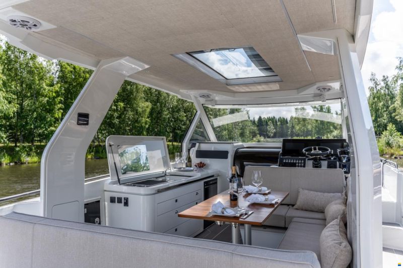 Quarken 35 Sport Tourer