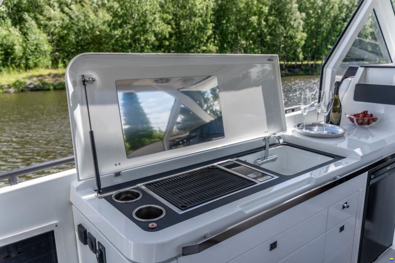 Quarken 35 Sport Tourer