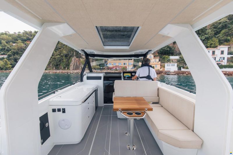 Quarken 35 Sport Tourer