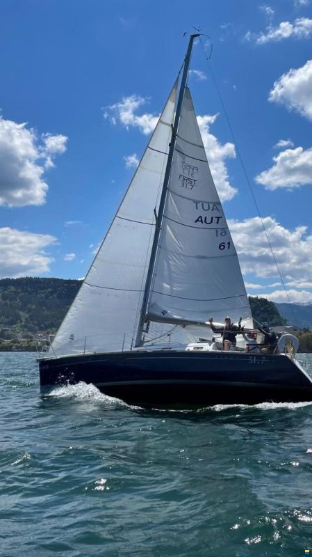 Beneteau First 31.7