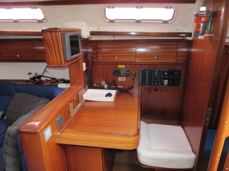 Bavaria 44
