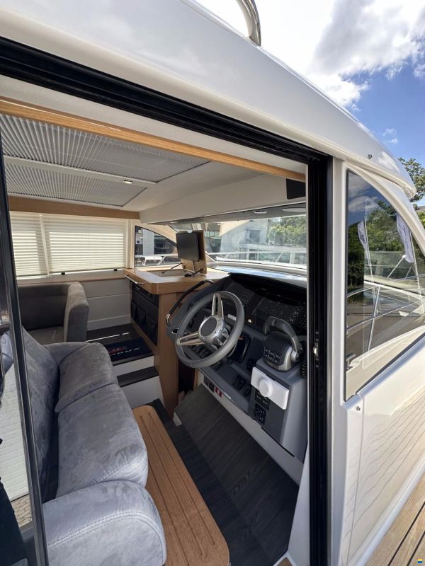 Nimbus 405 Coupe