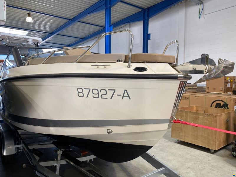 Quicksilver Activ 675 Cruiser