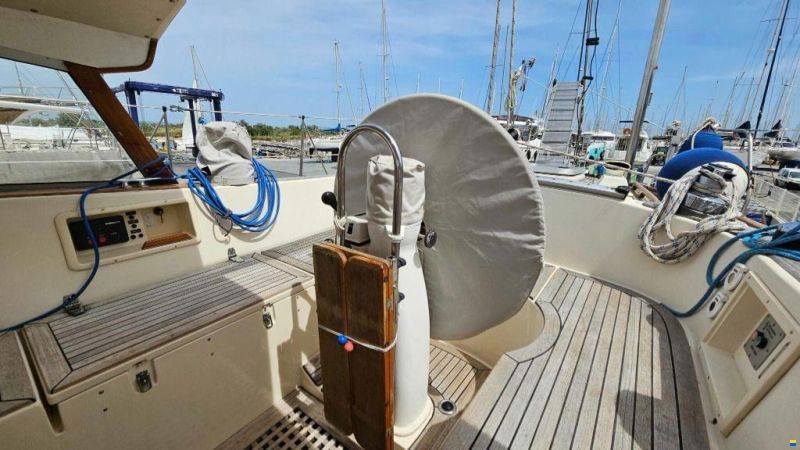 Hallberg-Rassy H.R. 42