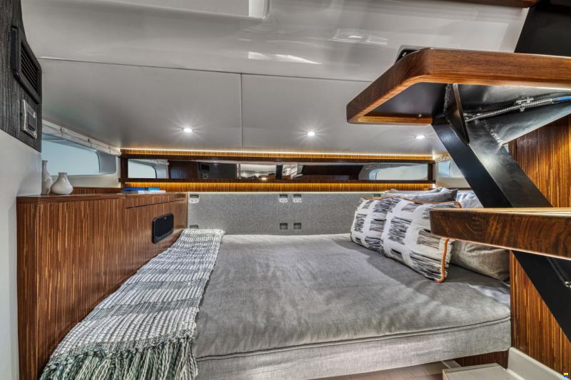 Sea Ray Sundancer (DA) 370