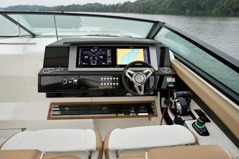 Sea Ray SLX 400 ENTERTAINER (NEU auf Bestellung)