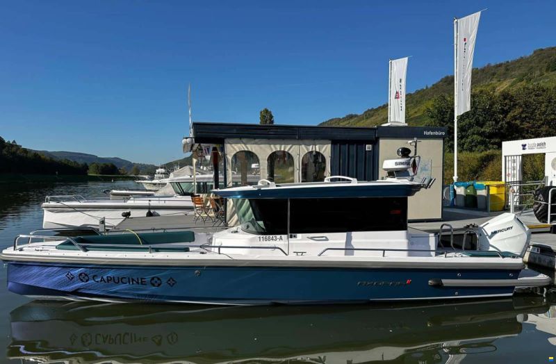 Axopar 28 Cabin