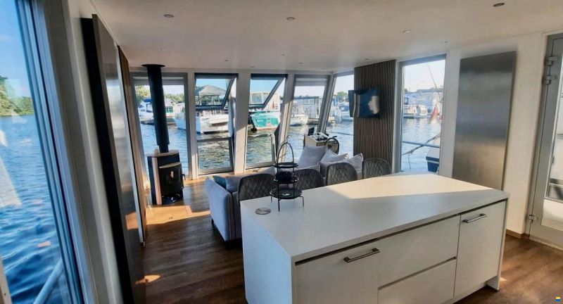 Exklusive 55m² Wohnung auf dem Wasser