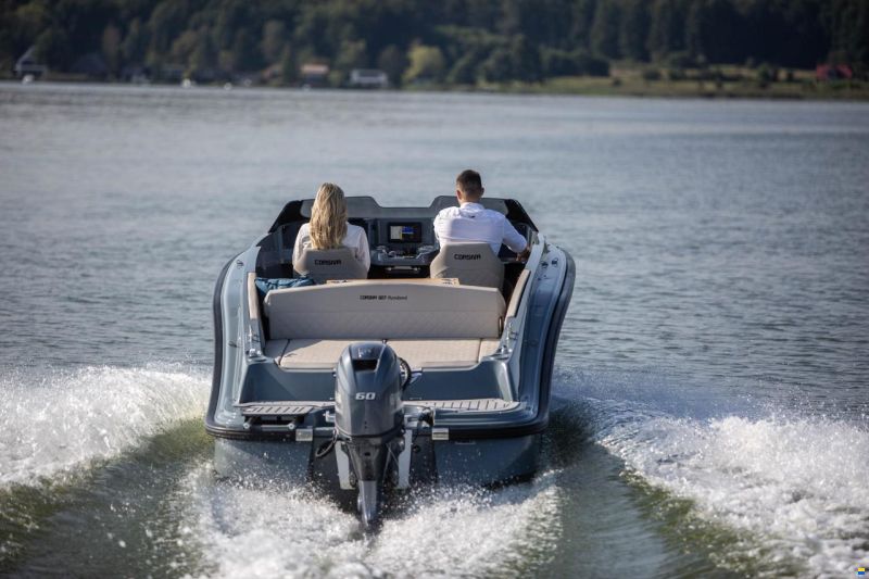 Corsiva 607 Runabout