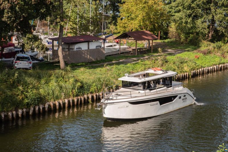 Nikhen Aquasun 34 AftCab