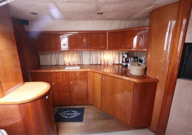 Sunseeker Portofino 47