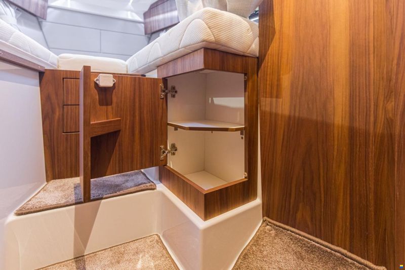 Grandezza 30 Outboard