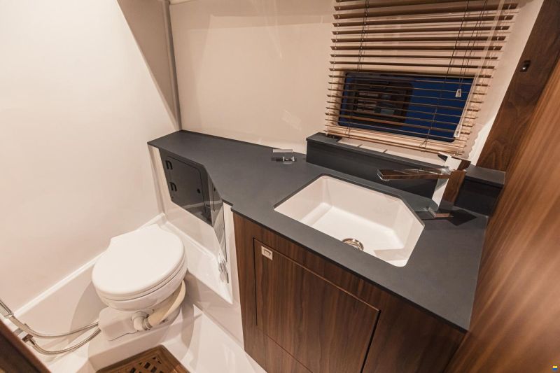 Grandezza 30 Outboard