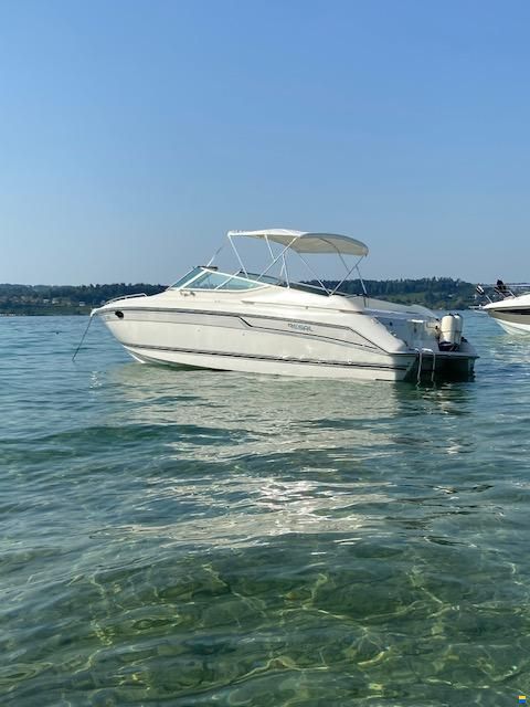 Regal VENTURA 8.3 SE