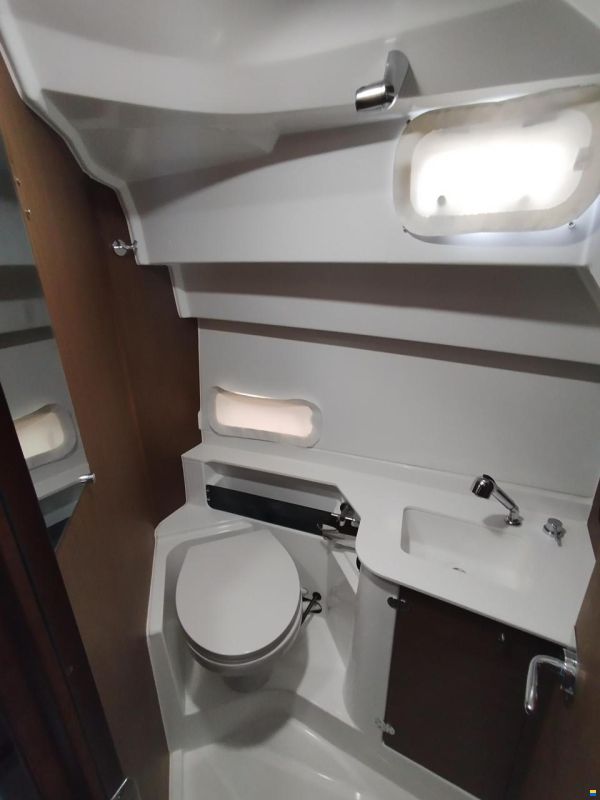 Beneteau Antares 9 OB