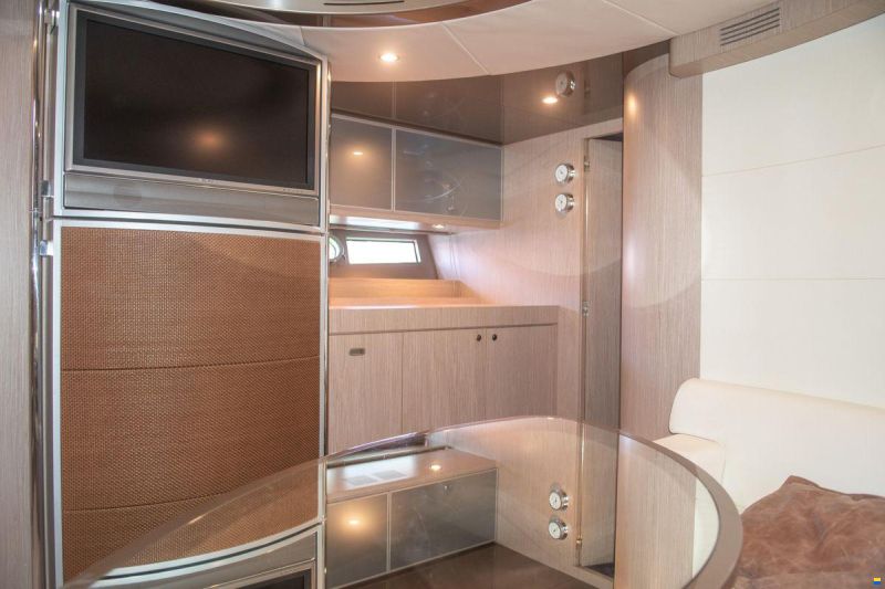 Riva le 52