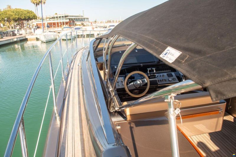 Riva le 52